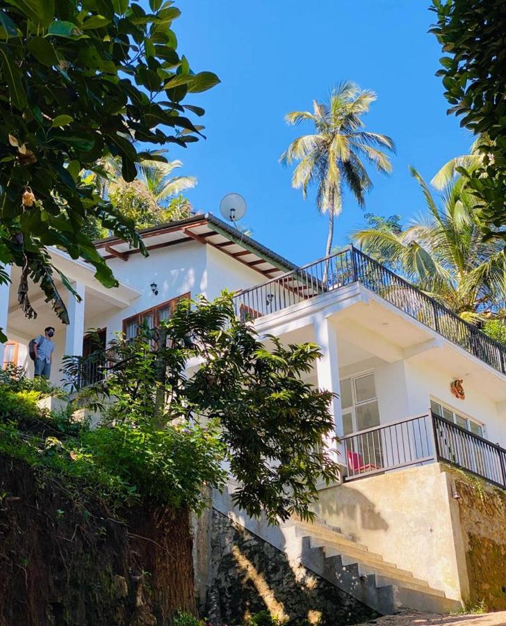 Pearl'S Homestay マータレー エクステリア 写真
